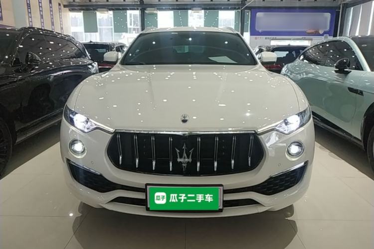 Maserati levante 2022 — фото 2