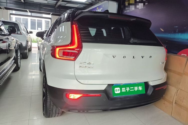 Volvo XC40 2021 — 5