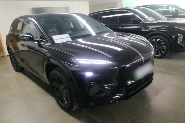 Hongqi Tiangong 08 2025 — 3