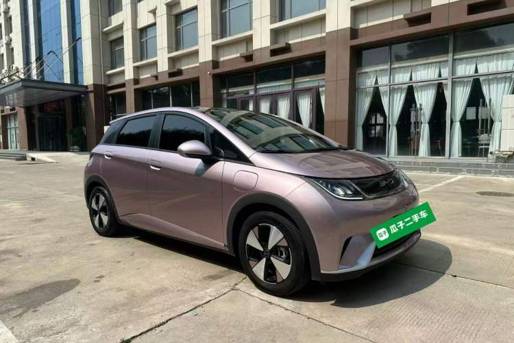 BYD Dolphin 2023 — 3