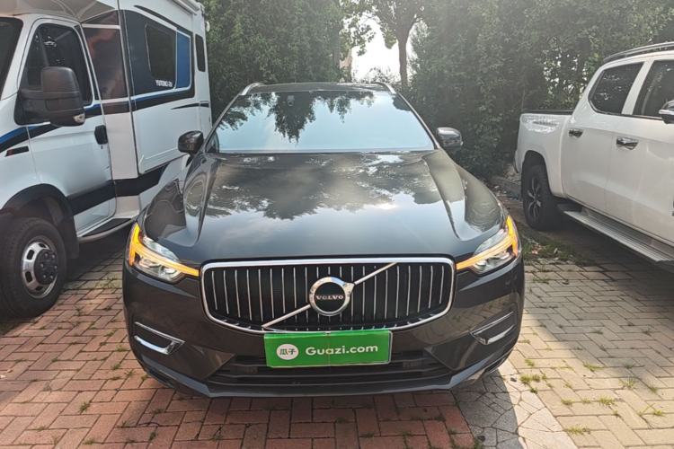 Volvo XC60 2021 — фото 2