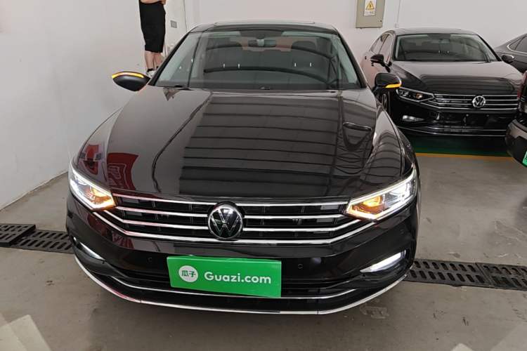 Volkswagen Magotan 2020 — 2