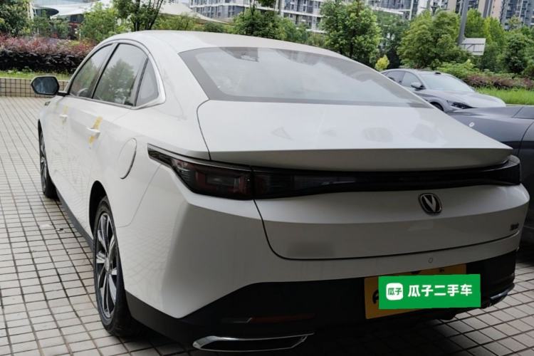 ChangAn Eado 2025 — фото 4