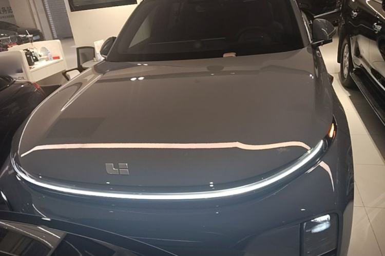 Li Auto L7 2025 — 2