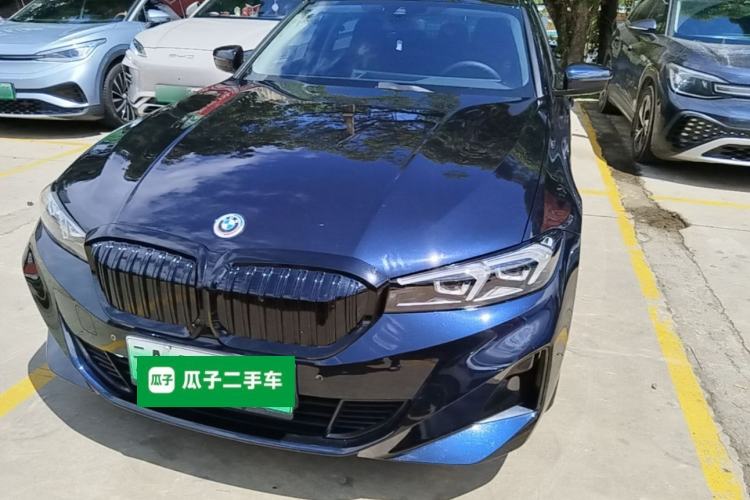 BMW i3 2024 — 2