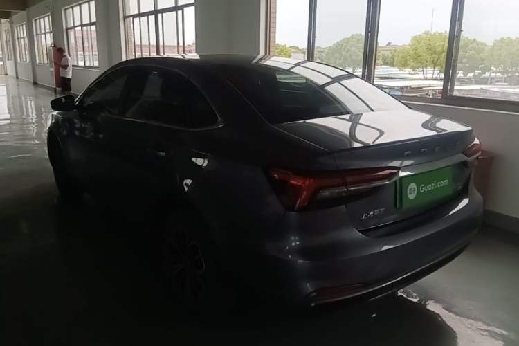 Roewe i6 Max 2021 — фото 4