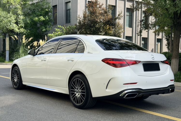 Mercedes-Benz C 260 L 2025 — фото 5