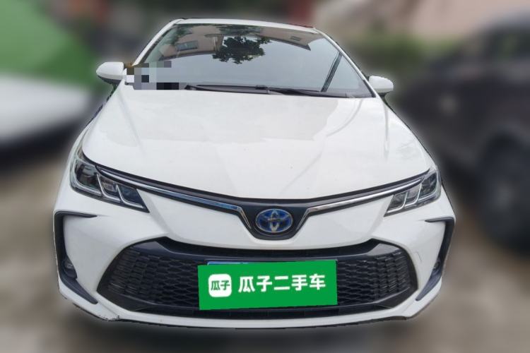 Toyota Corolla 2023 — фото 2