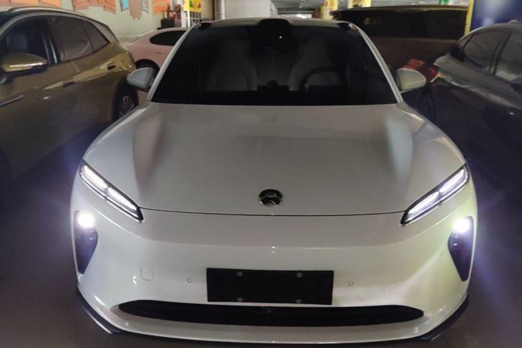 NIO ET5 2024 — 2