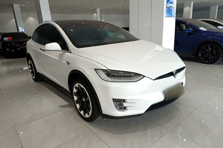 Tesla Model X 2019 — 3
