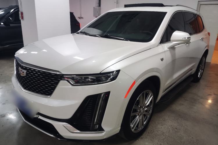 Cadillac XT6 2022 — фото 1