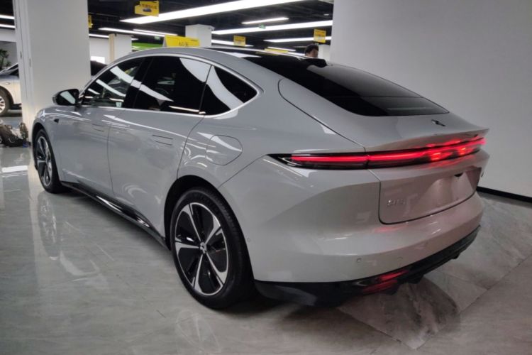 NIO ET5 2025 — 4