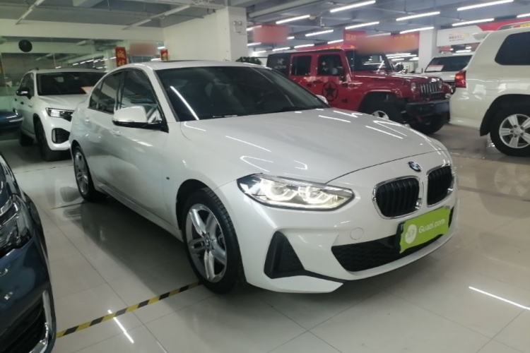 BMW 120i 2020 — 3