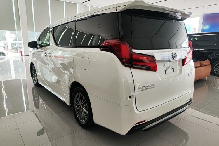 Toyota Alphard 2021 — фото 4