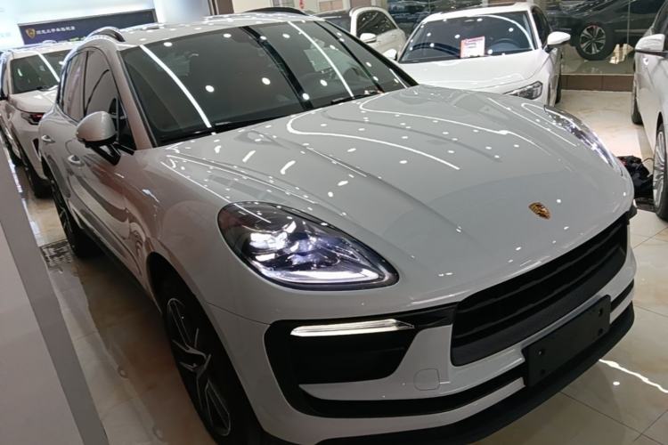 Porsche Macan 2026 — 3