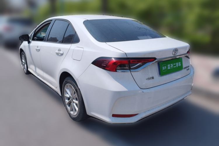 Toyota Corolla 2021 — 4