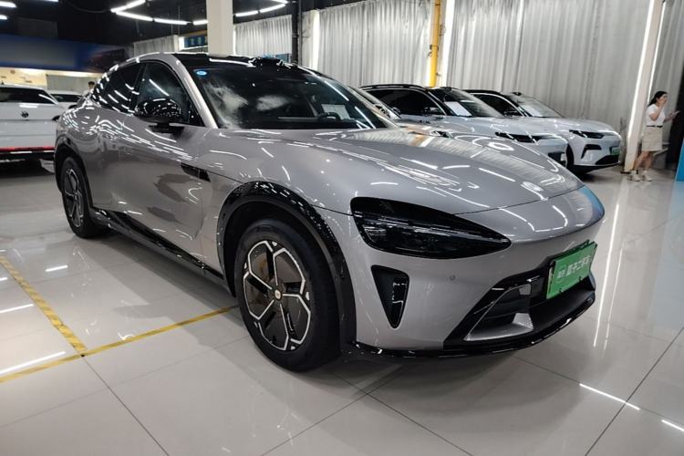 Xiaomi Auto YU7 2025 — фото 3