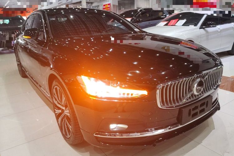 Volvo s90 2023 — фото 3