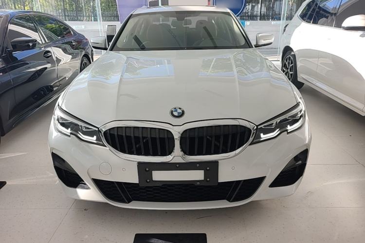 BMW 320Li 2021 — 2
