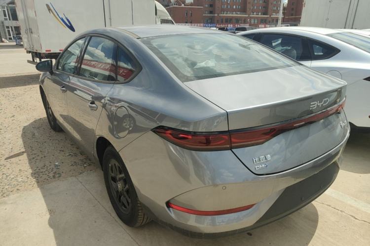 BYD Qin Plus 2025 — фото 4