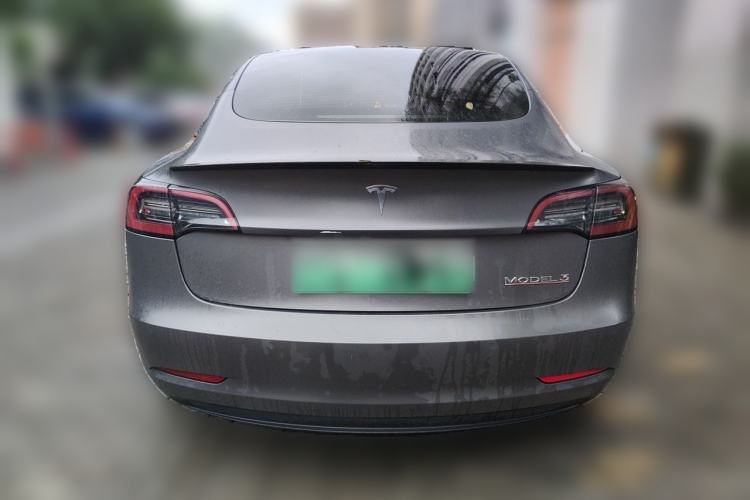 Tesla Model 3 2022 — 5