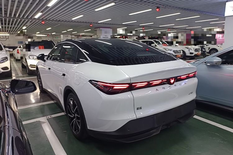 Arcfox Alpha S5 2024 — фото 4