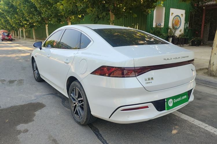 BYD Qin Plus 2023 — фото 4