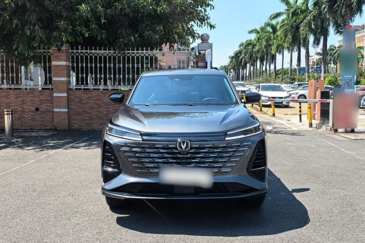 ChangAn CS75 PLUS 2024 — фото 2