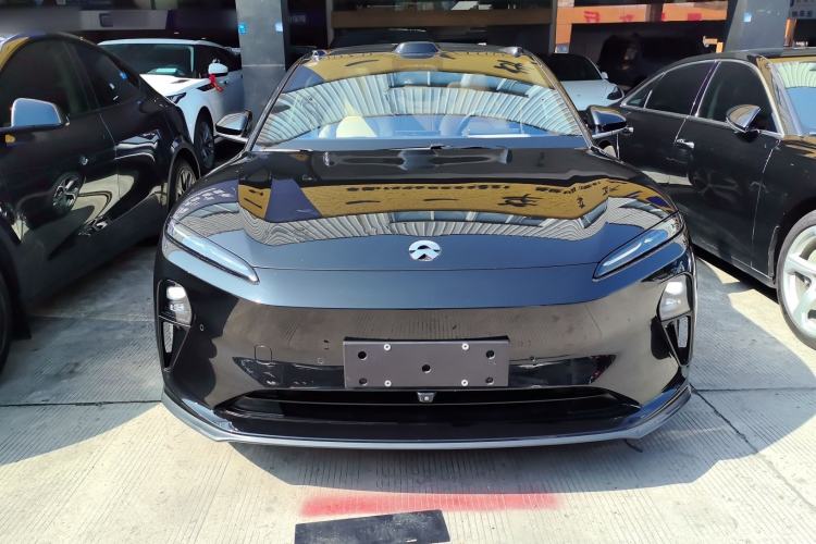 NIO ET5T 2024 — 2