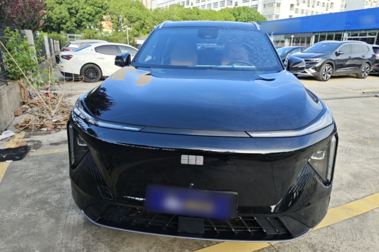 Geely Galaxy L7 2023 — 2