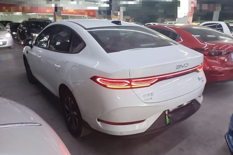 BYD Qin PLUS 2026 — фото 4
