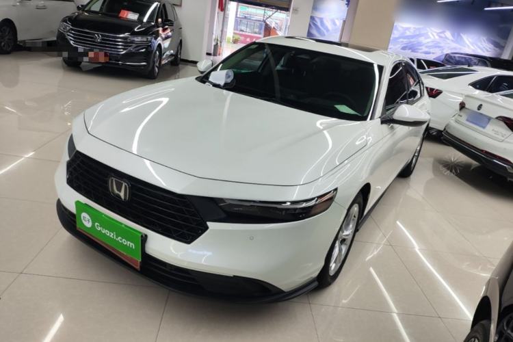 Honda Accord 2023 — фото 1