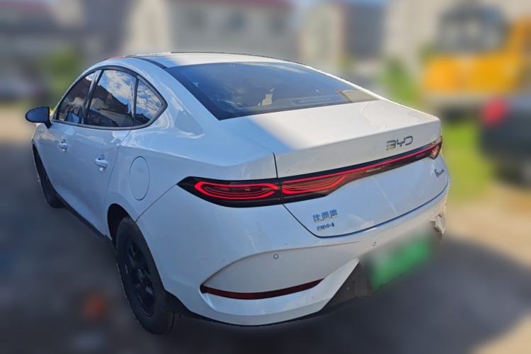 BYD Qin PLUS 2025 — фото 4