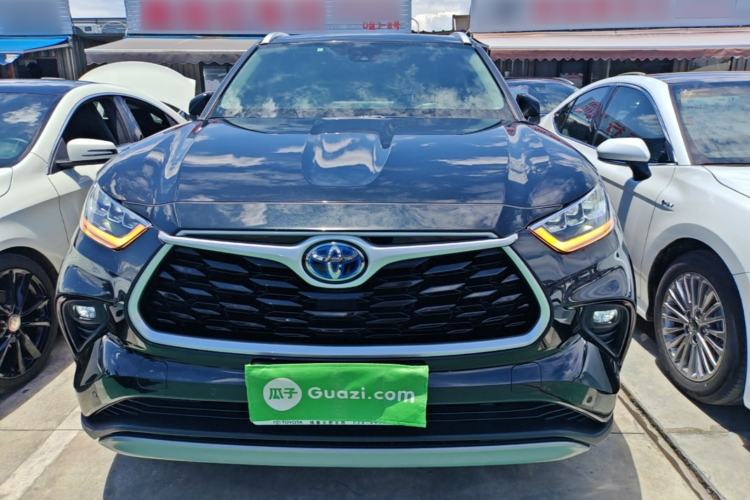 Toyota Highlander 2022 — 2