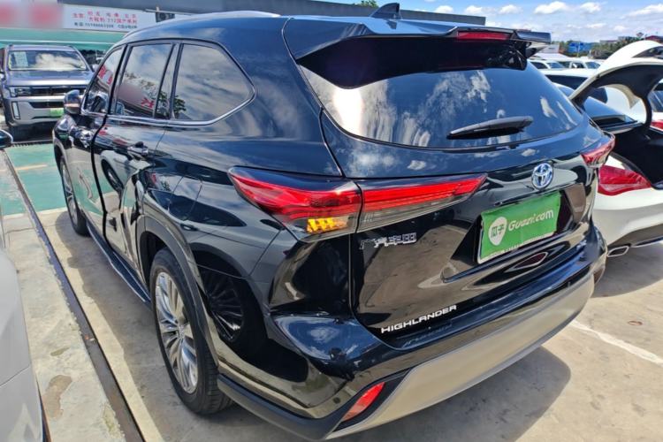 Toyota Highlander 2022 — 4