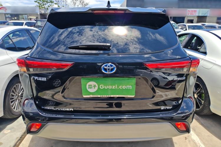 Toyota Highlander 2022 — 5