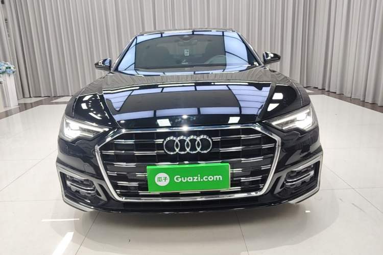 Audi A6L 2023 — 2