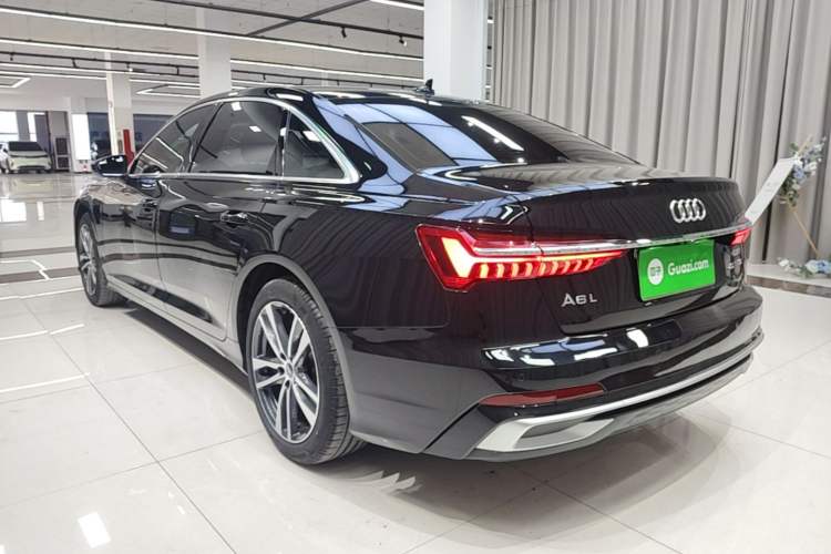 Audi A6L 2023 — 4