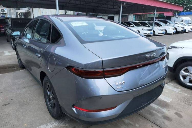BYD Qin Plus 2025 — фото 4