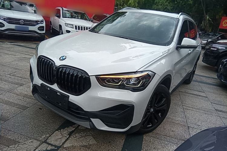 BMW X1 2021 — фото 1