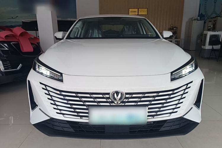 ChangAn Eado 2025 — 2