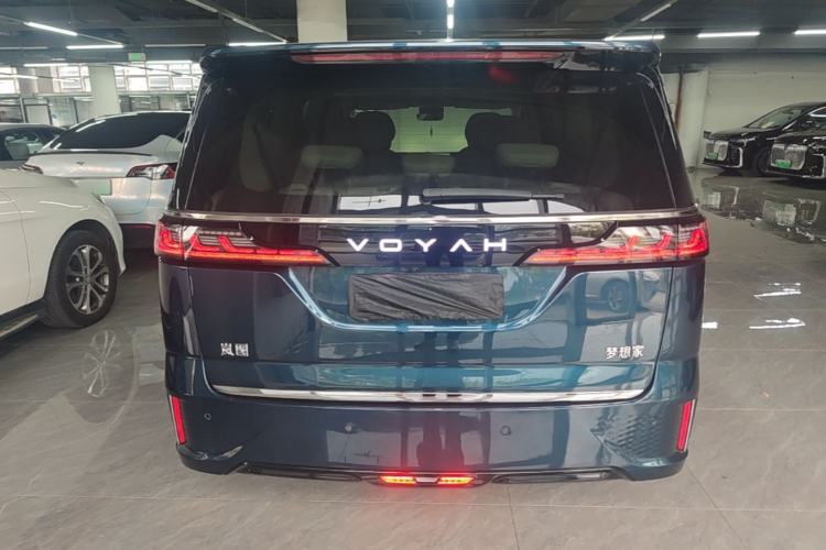Voyah Dream 2025 — 5