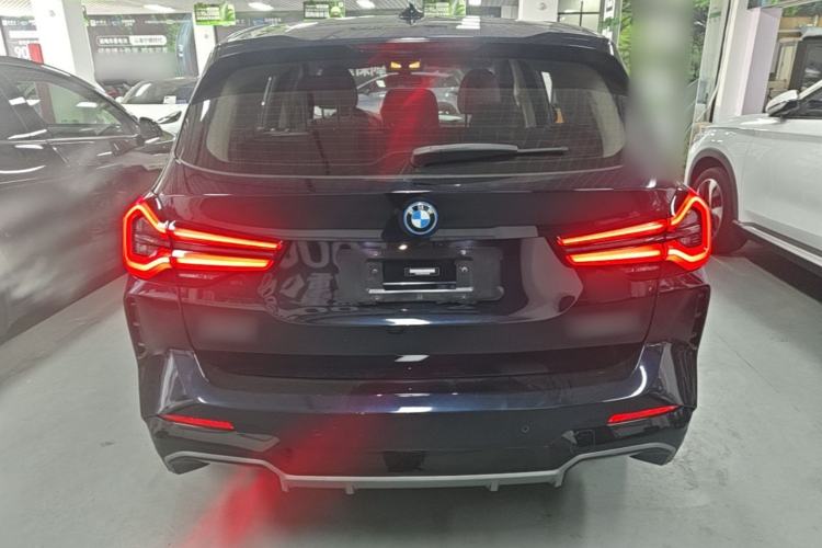 BMW iX3 2022 — фото 5