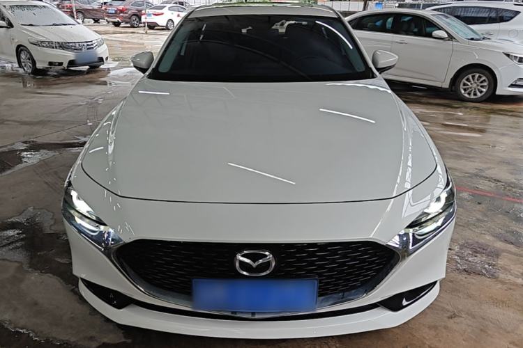 Mazda Mazda 3 2023 — 2