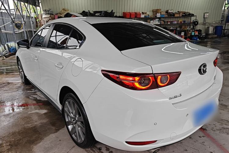 Mazda Mazda 3 2023 — 4