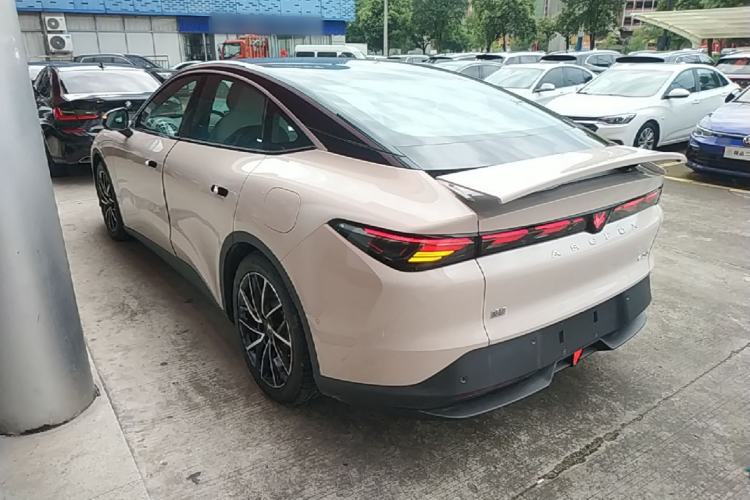 Arcfox Alpha S5 2024 — 4