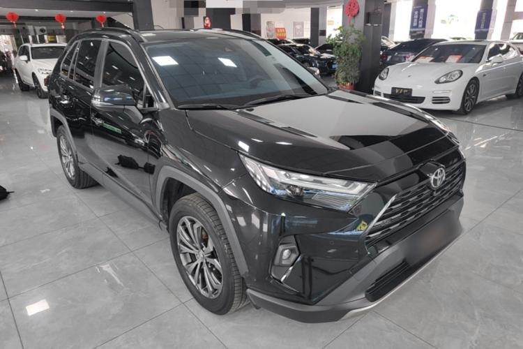 Toyota RAV4 2023 — 3