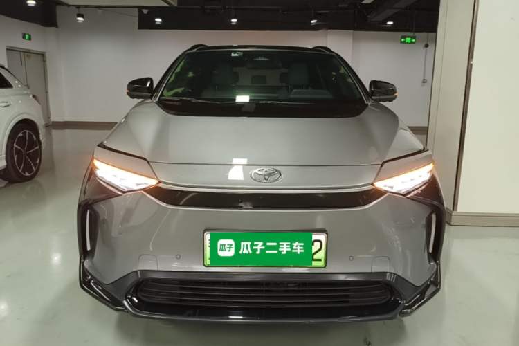 Toyota bZ4X 2022 — 2
