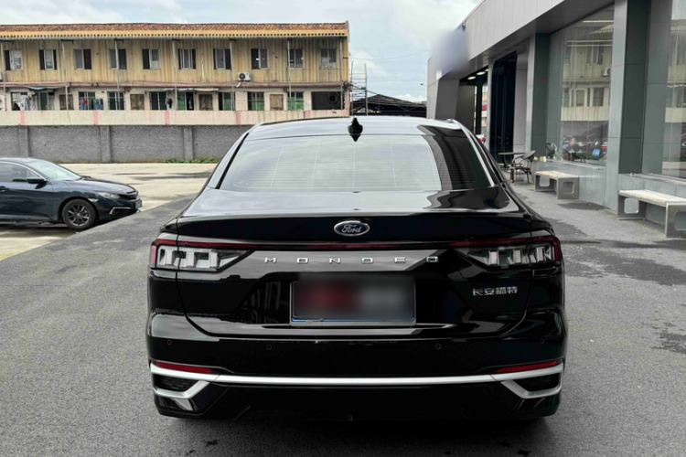 Ford Mondeo 2025 — 5