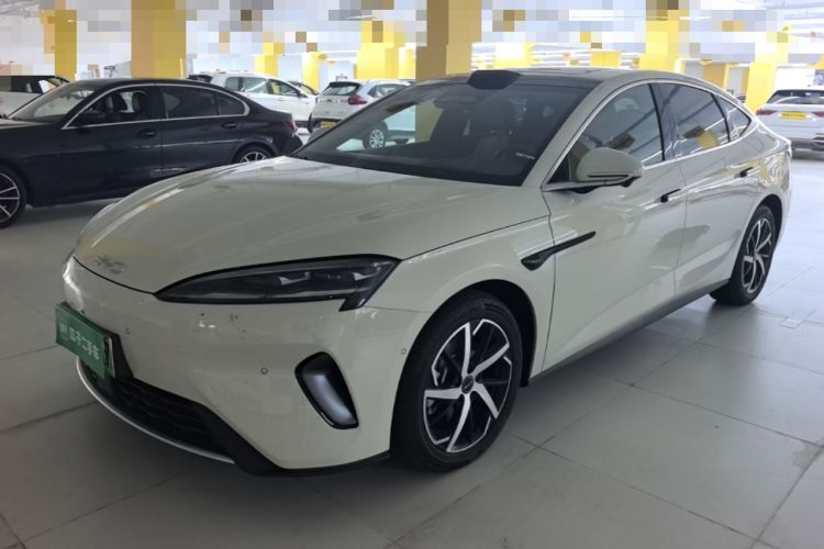BYD seal 07 dm i 2026 — фото 1